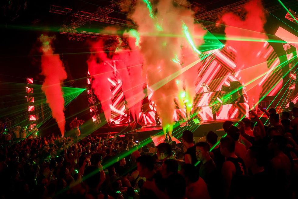 91-bangkok-white-party-courtesy-sept-2018