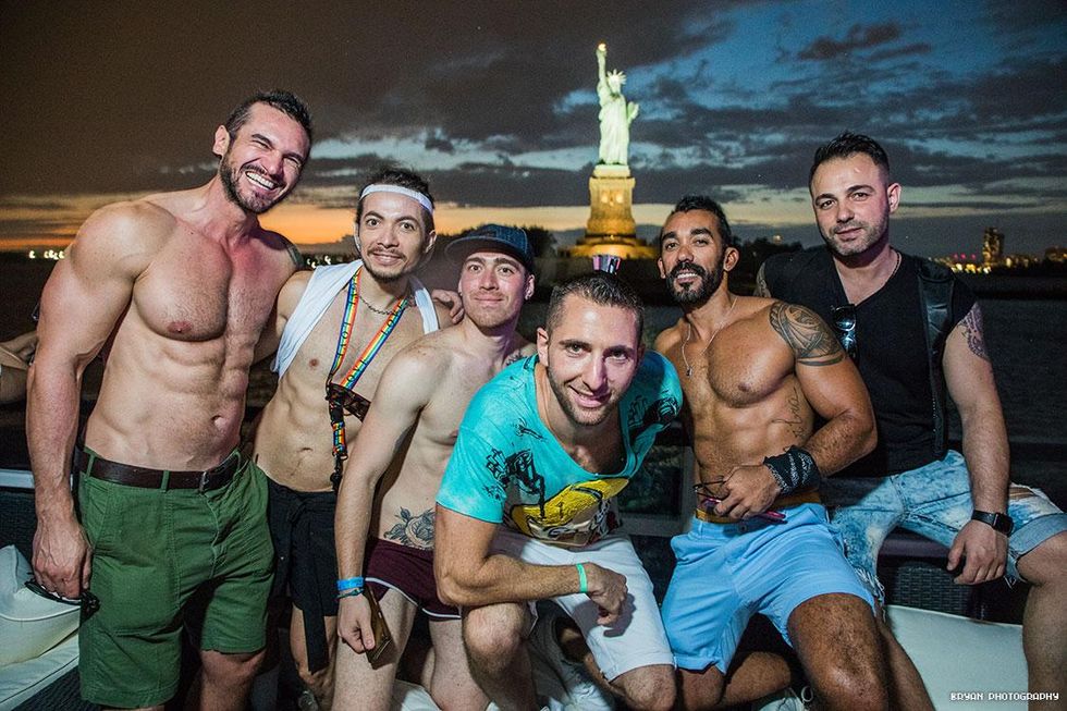 93-pride-luvboat-2018