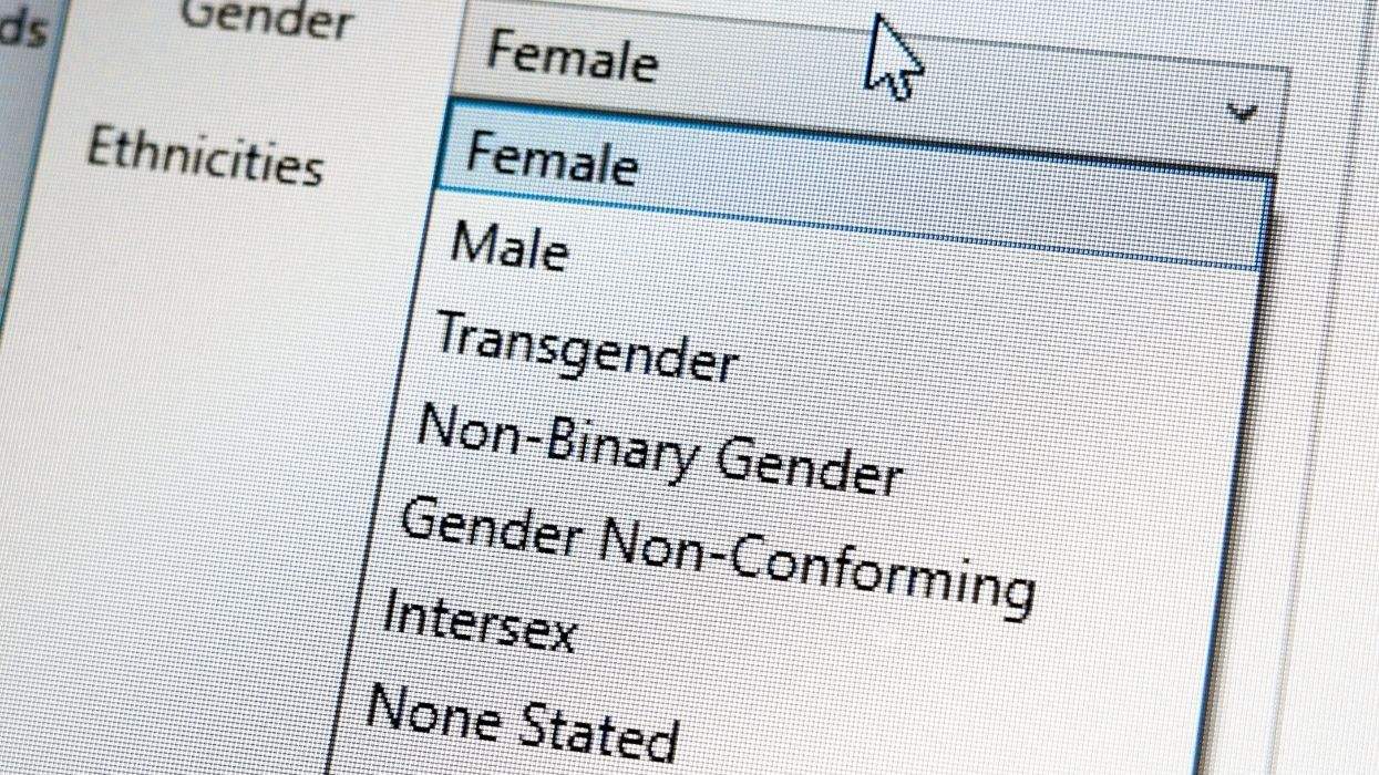 a dropdown menu from a computer with gender choices