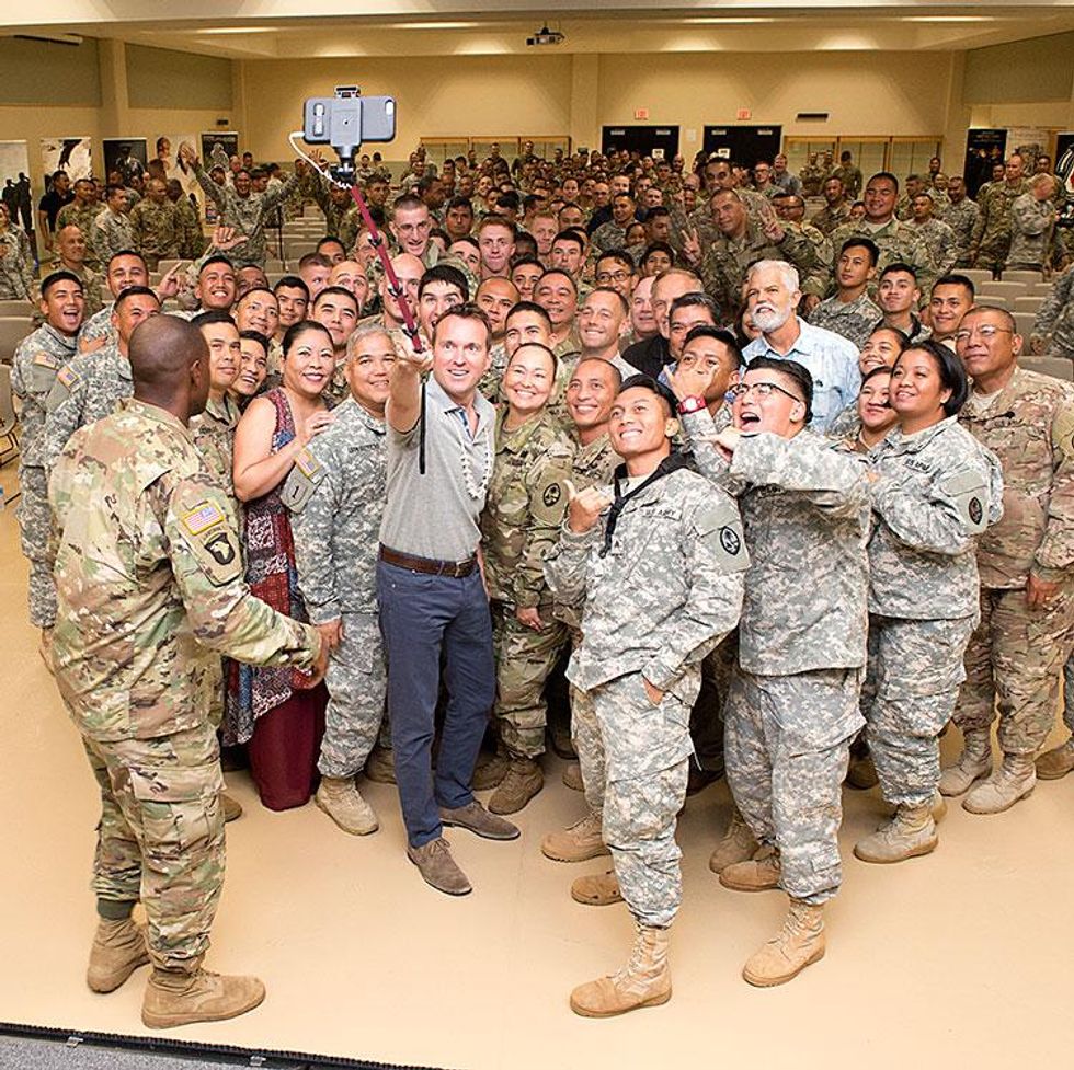 A mass selfie in Guam