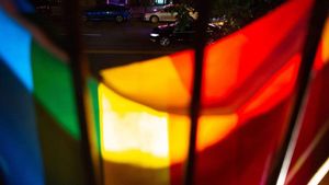 Denver’s only lesbian bar is in crisis. The community is stepping in