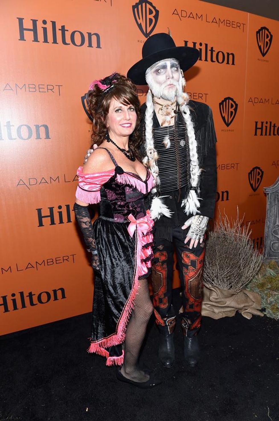 Adam-lambert-hilton-play-009