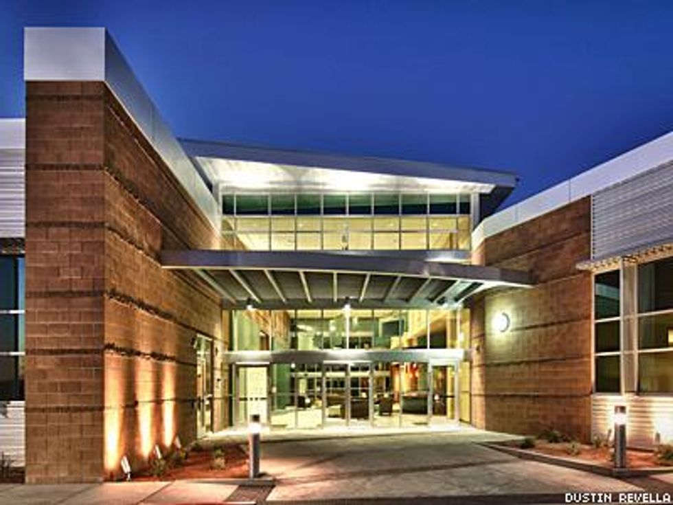 Adelante-healthcarephoenixx400_0