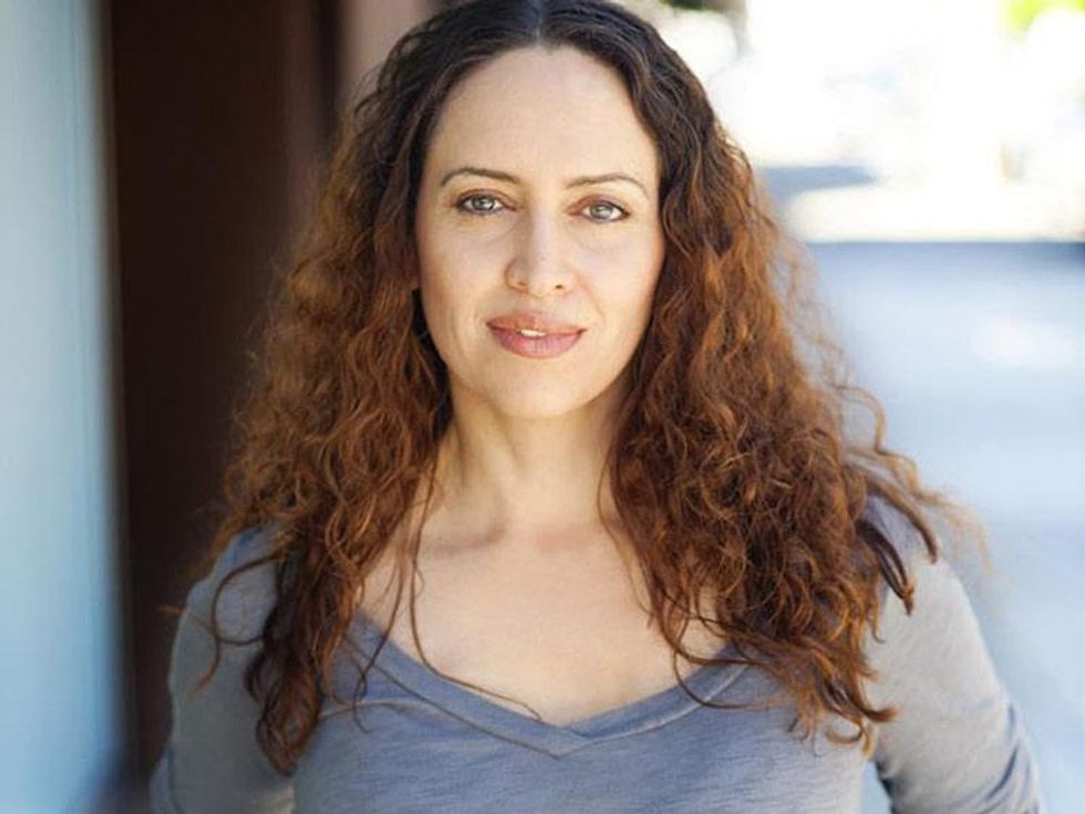 Adelina Anthony, Bruising for Besos