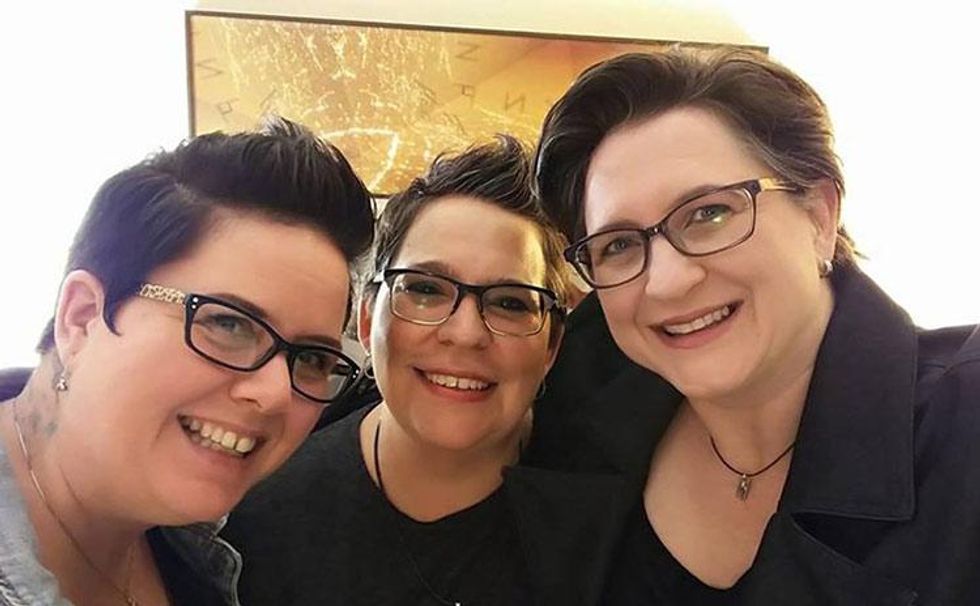 Adv1092_revbrown_family_facebook