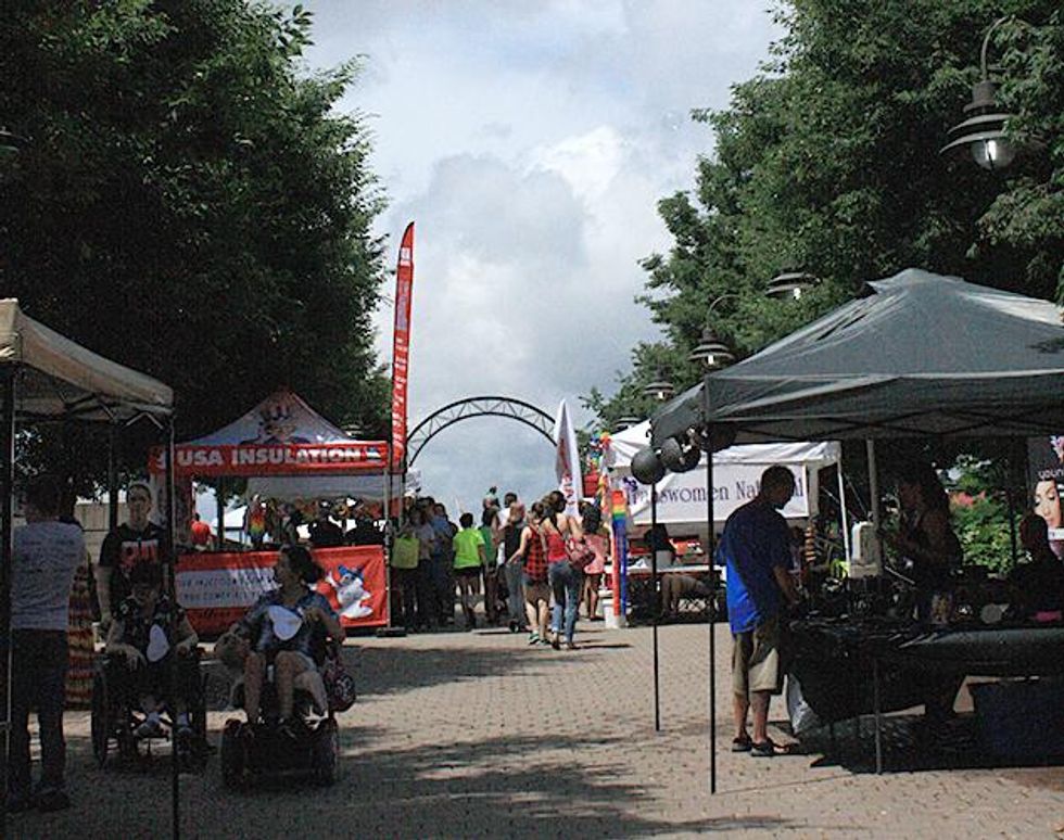 Advocate_pride2015_louisville-81