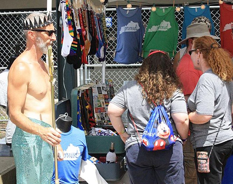 Advocate_pride2015_louisville-82