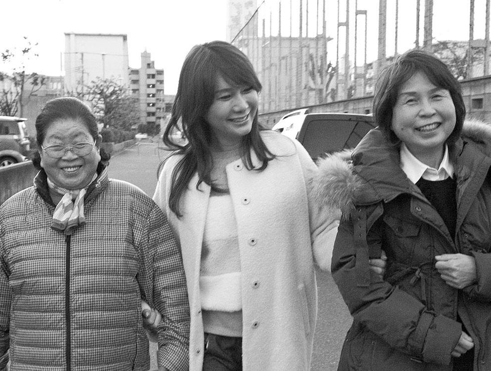 Ai Haruna, trans pop idol