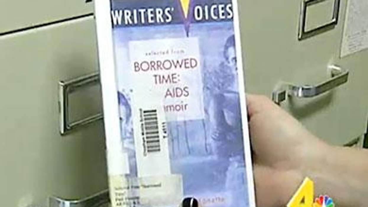 Aidsbookx390_0