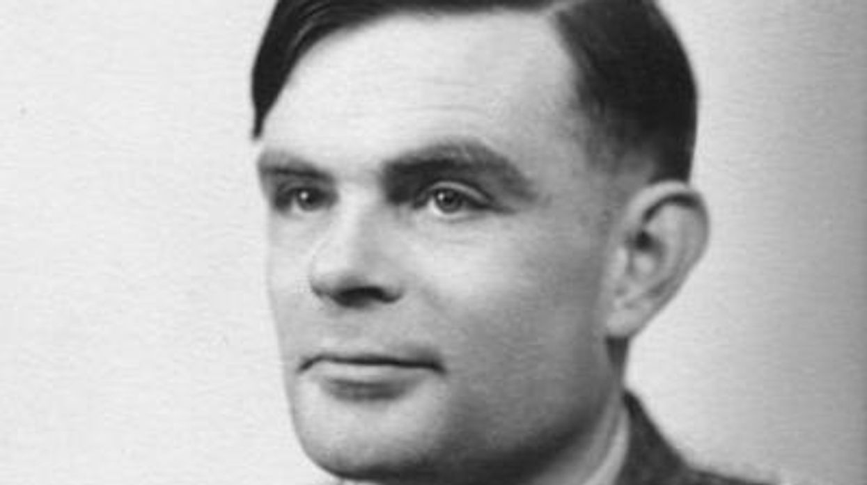 Alan_turing400x300_0