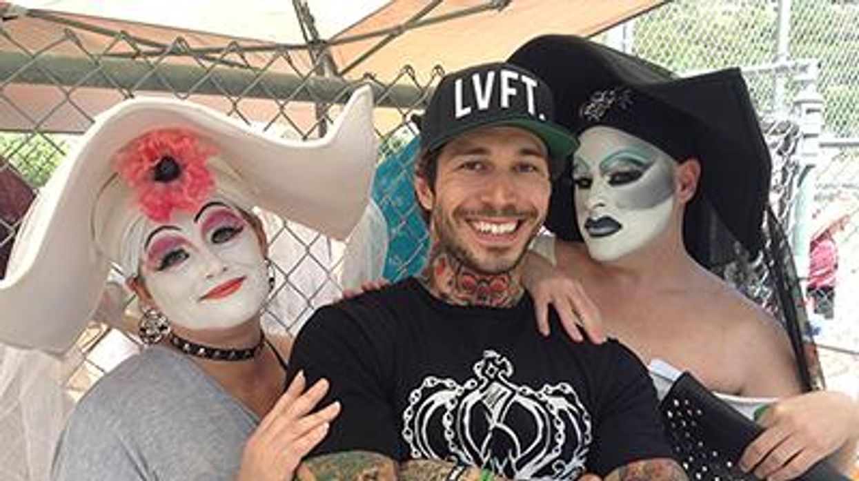 Alexminskyandsisterindica-x400