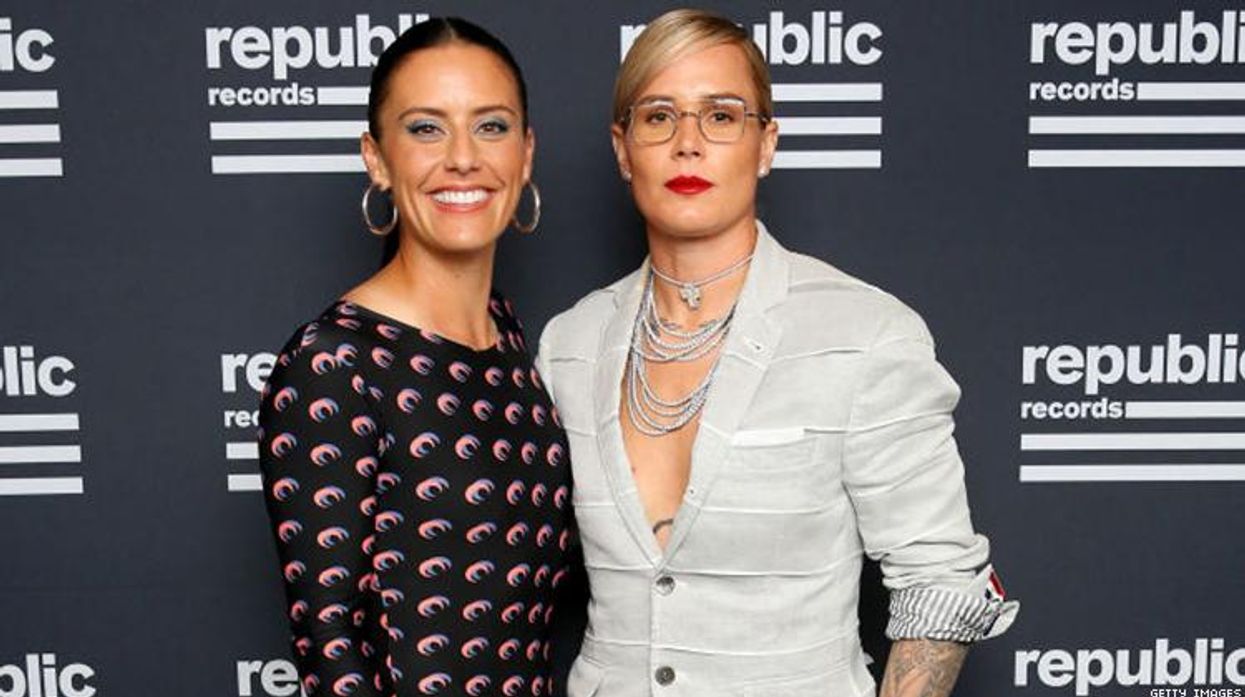 Ali Krieger and Ashlyn Harris