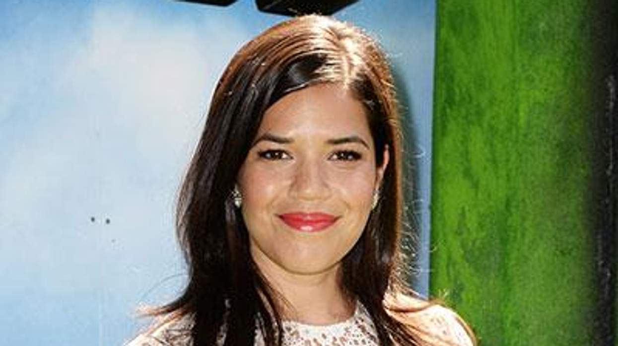 America-ferrera-x400