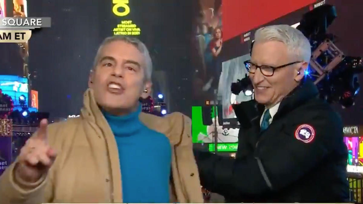 Andy Cohen and Anderson Cooper on CNN 2022 NYE broadcast