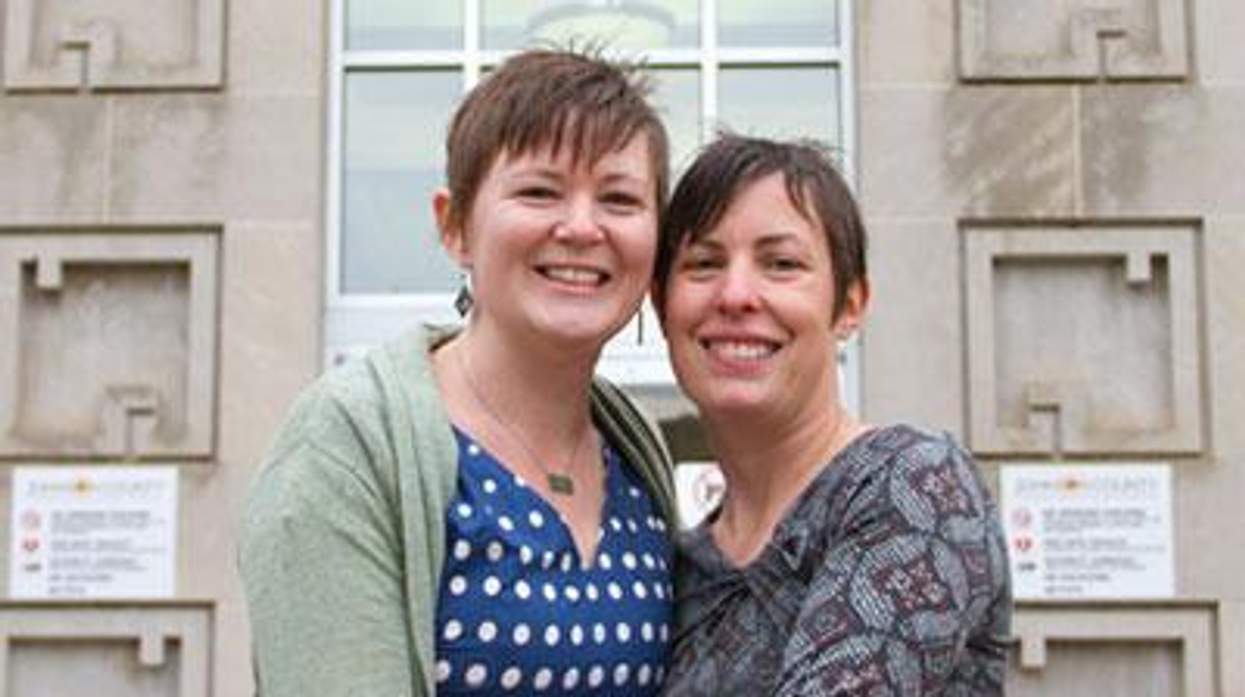 Angela_and_kelli_x400