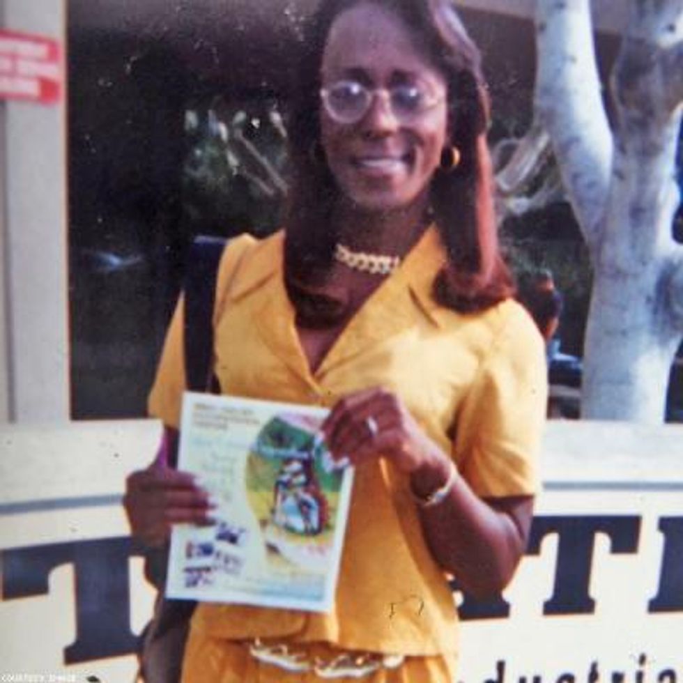 Aniya-parker-x600-fb_0