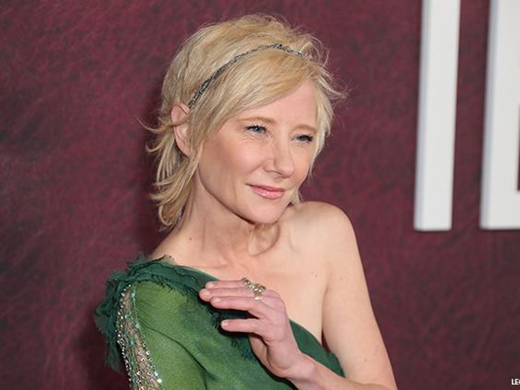 Balzak yoshining retro surati Uy bekalari ishtirokida uy qurilishi onlayn porno