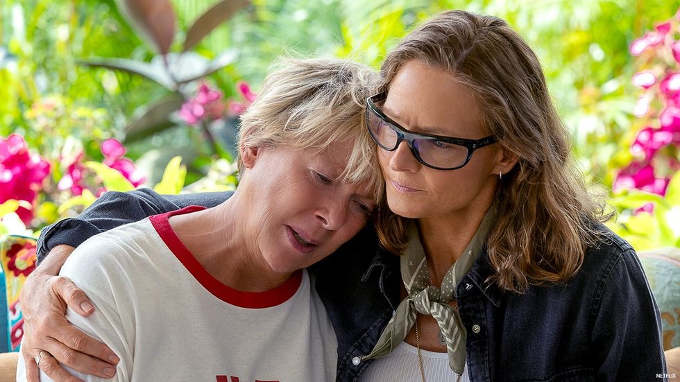 Annettee Bening and Jodie Foster hug in "Nyad" film