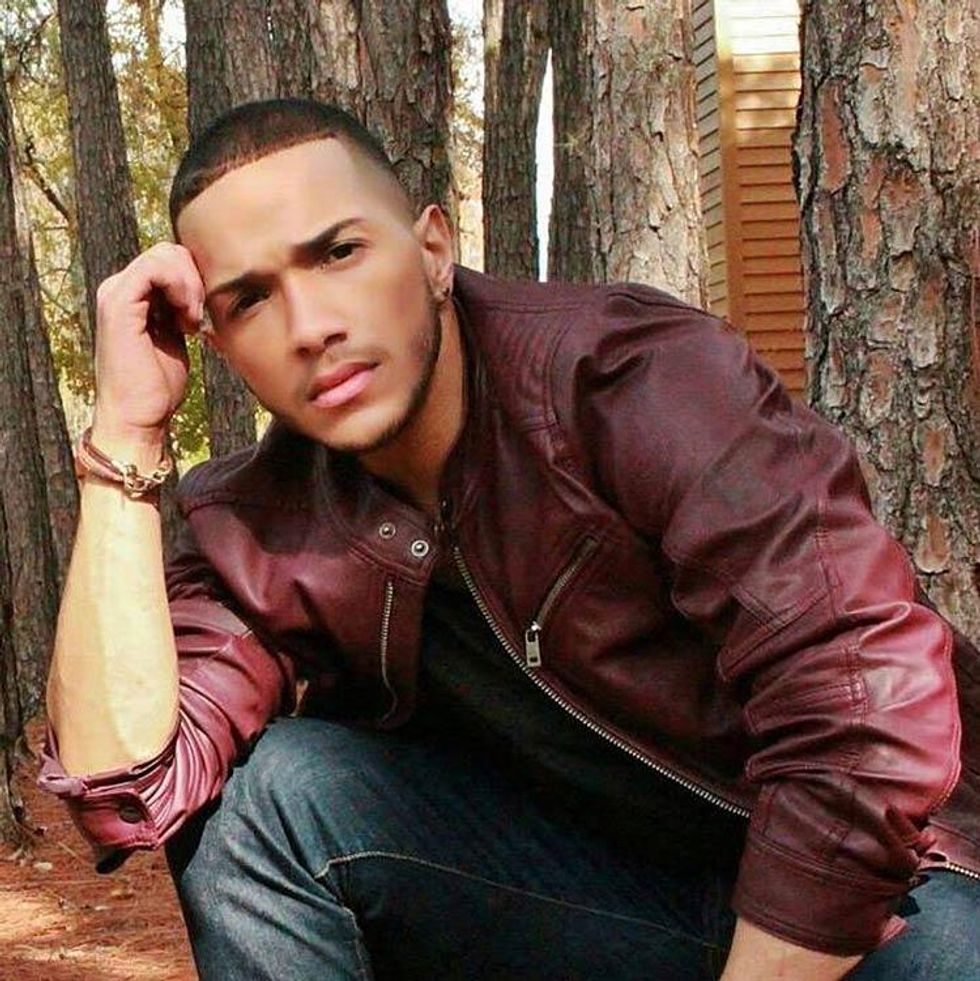 Anthony Luis Laureanodisla, 25