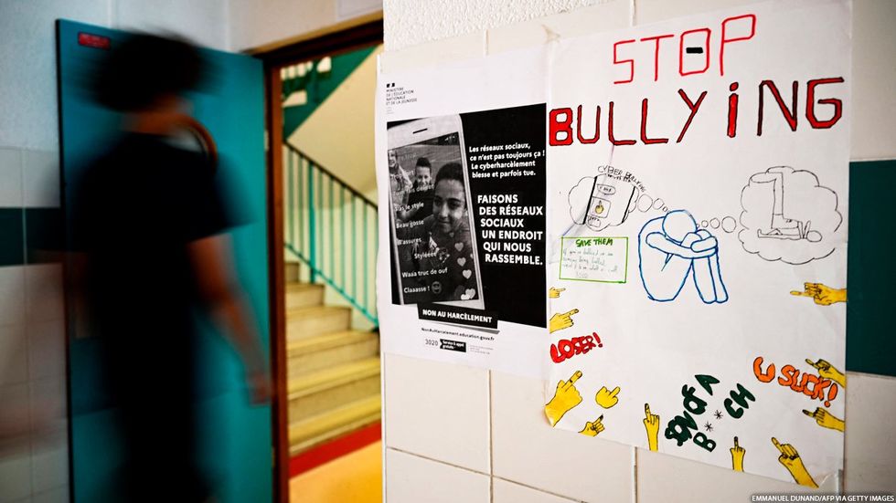 Anti-bullying sign