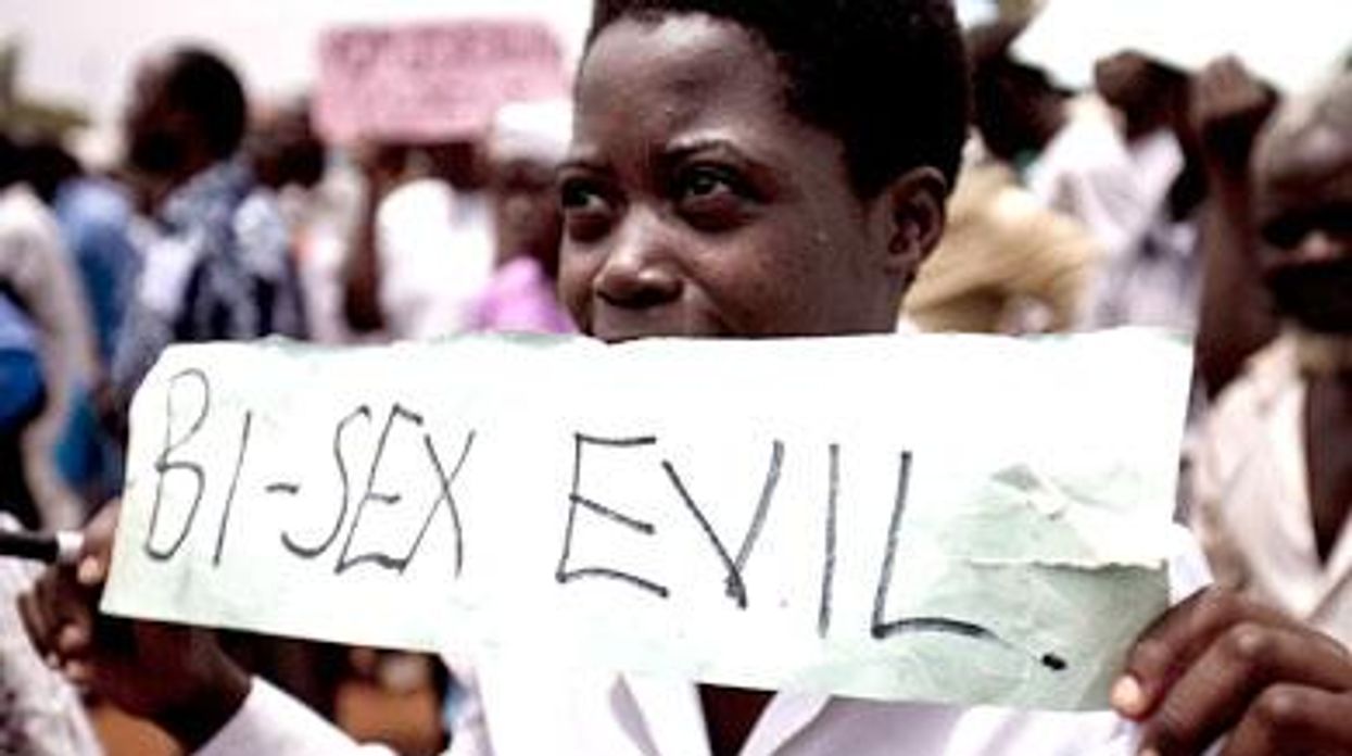 Antigay_uganda01x390