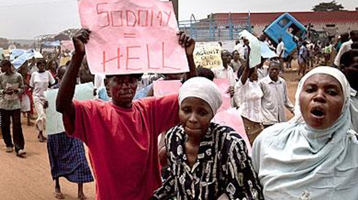 Antigay_uganda02x390_3