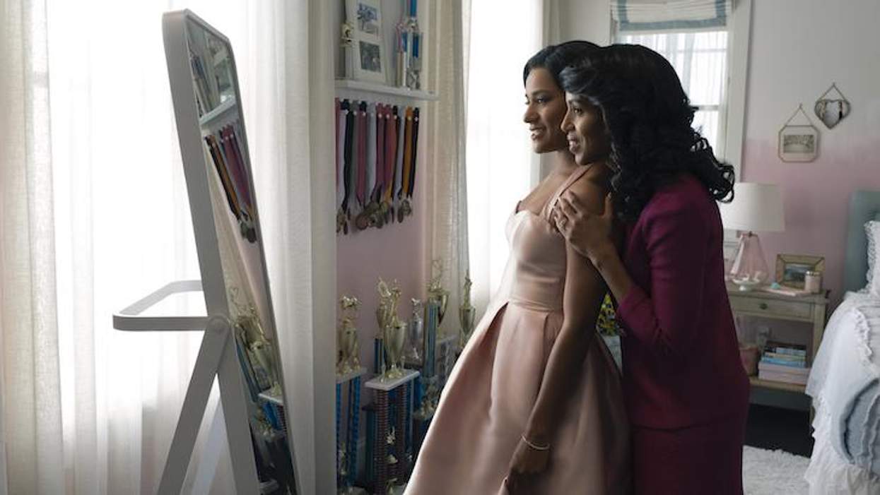 Ariana DeBose and Kerry Washington