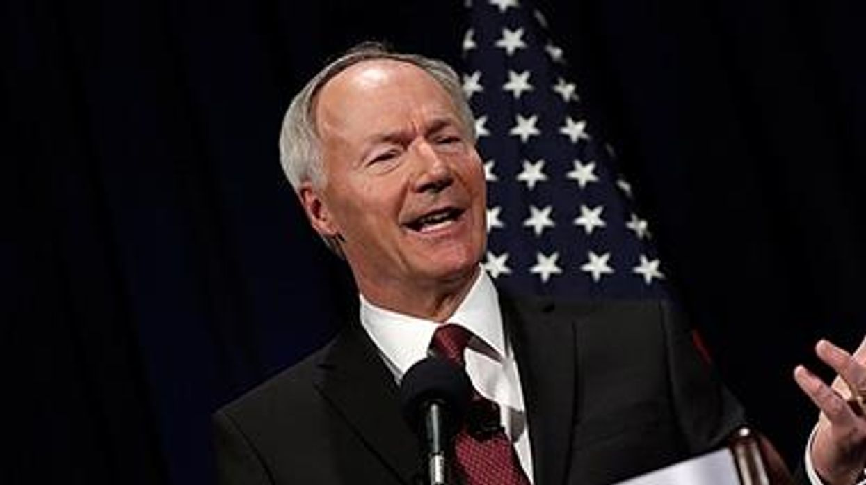 Asa-hutchinson-x400_2