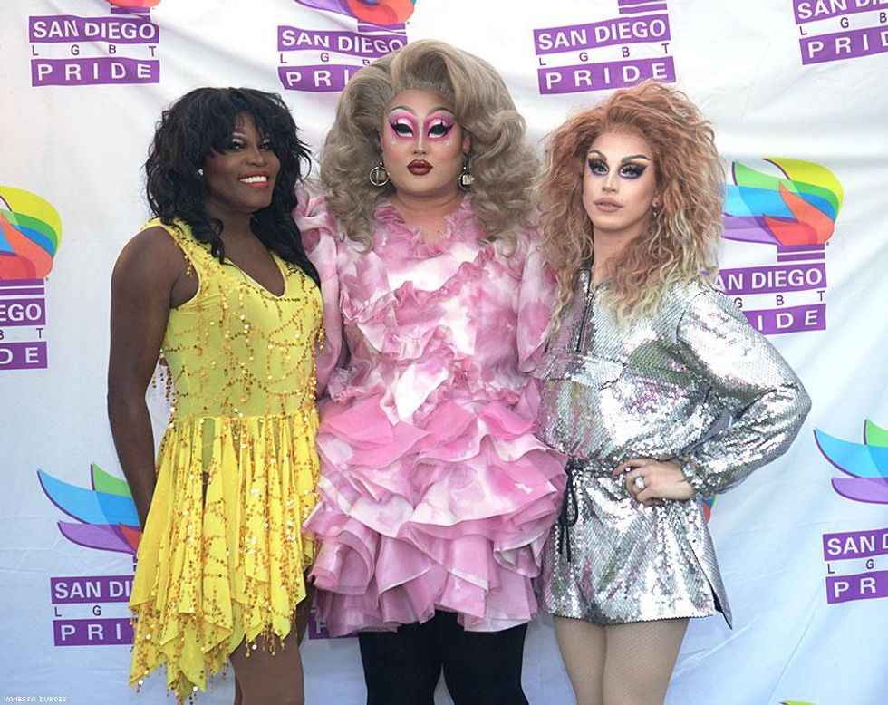 Asia O_hara, Kim Chi, Aquaria