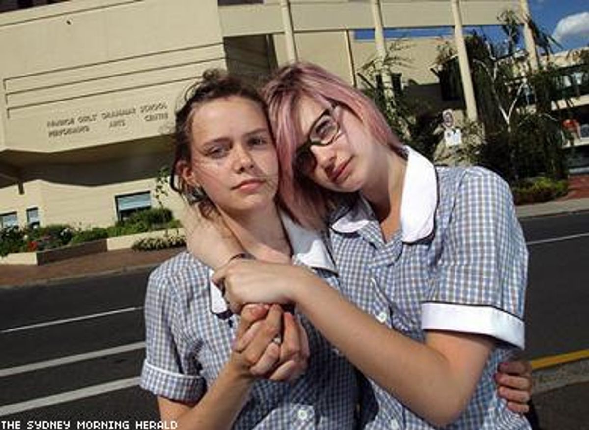 Australian-lesbians_0