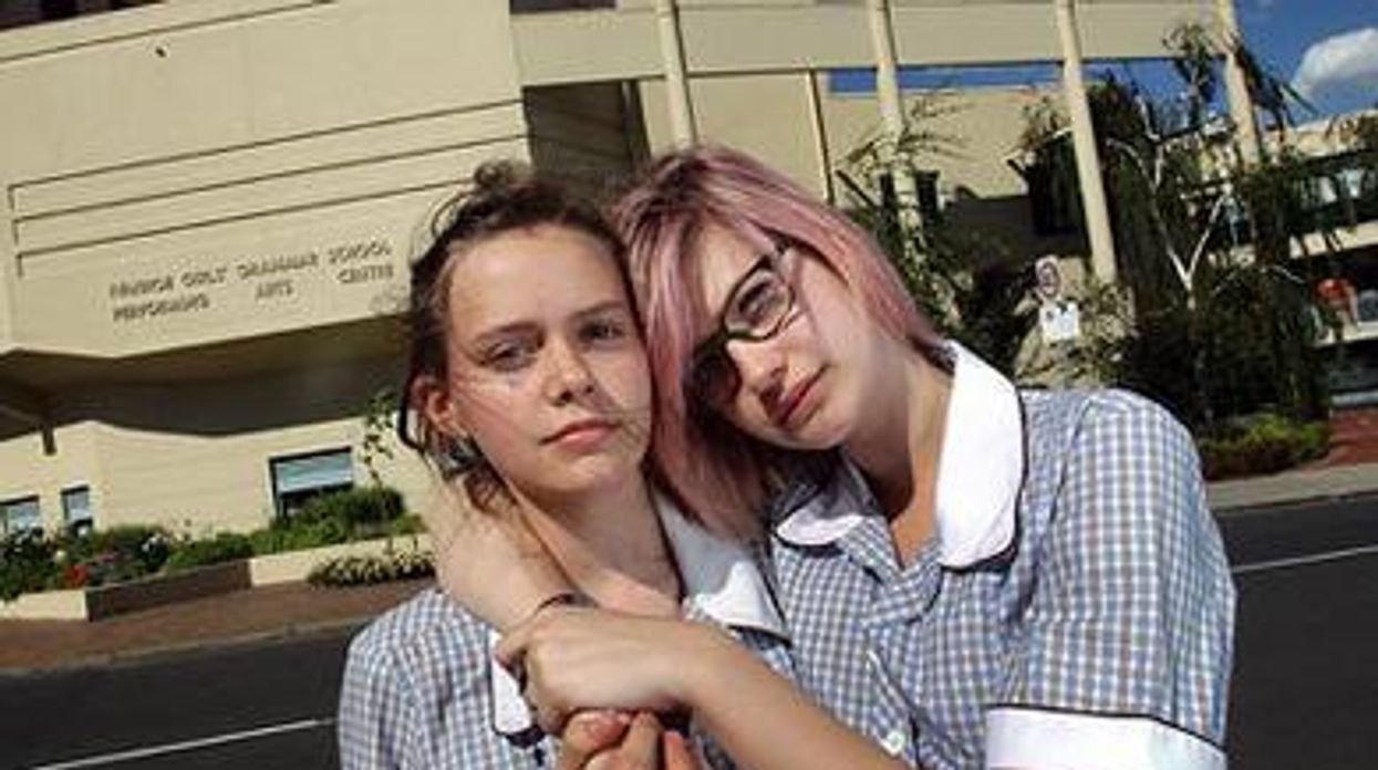 Australian-lesbians_0