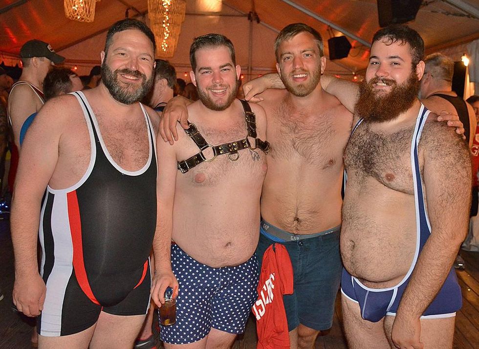 Bears-in-singlets-by-dan-mckeon-12