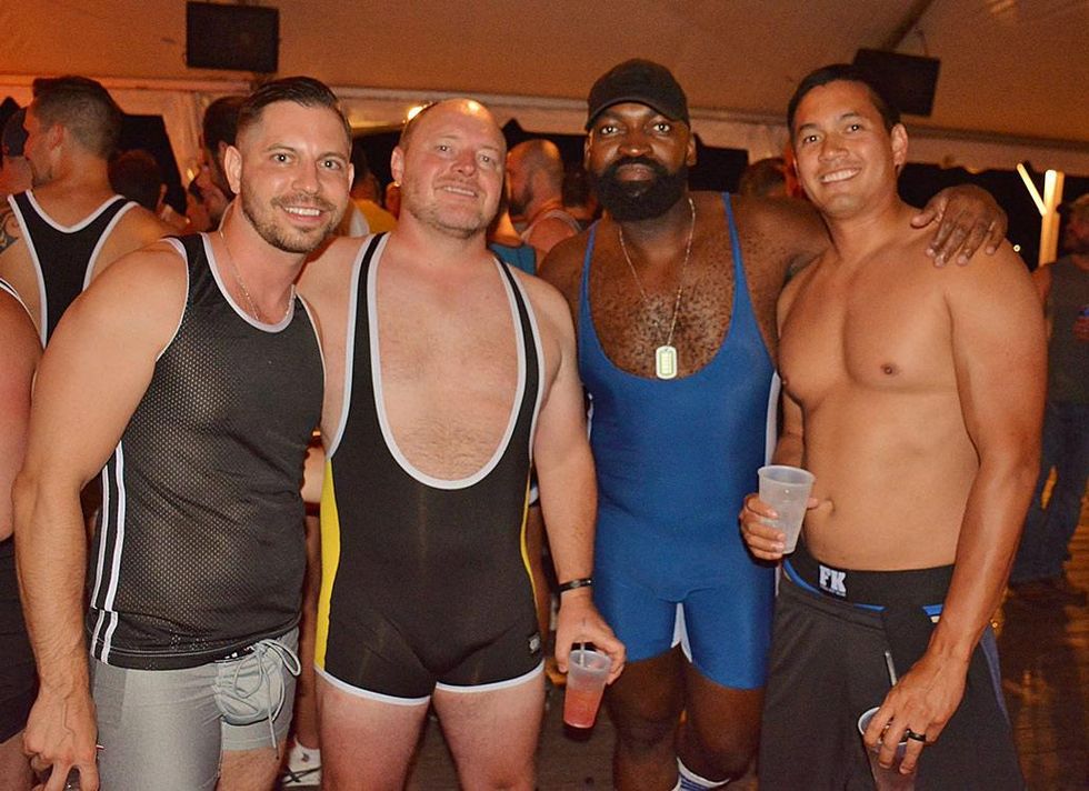 Bears-in-singlets-by-dan-mckeon-13