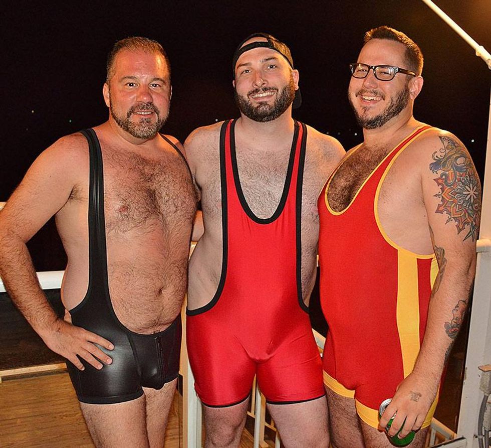 Bears-in-singlets-by-dan-mckeon-17