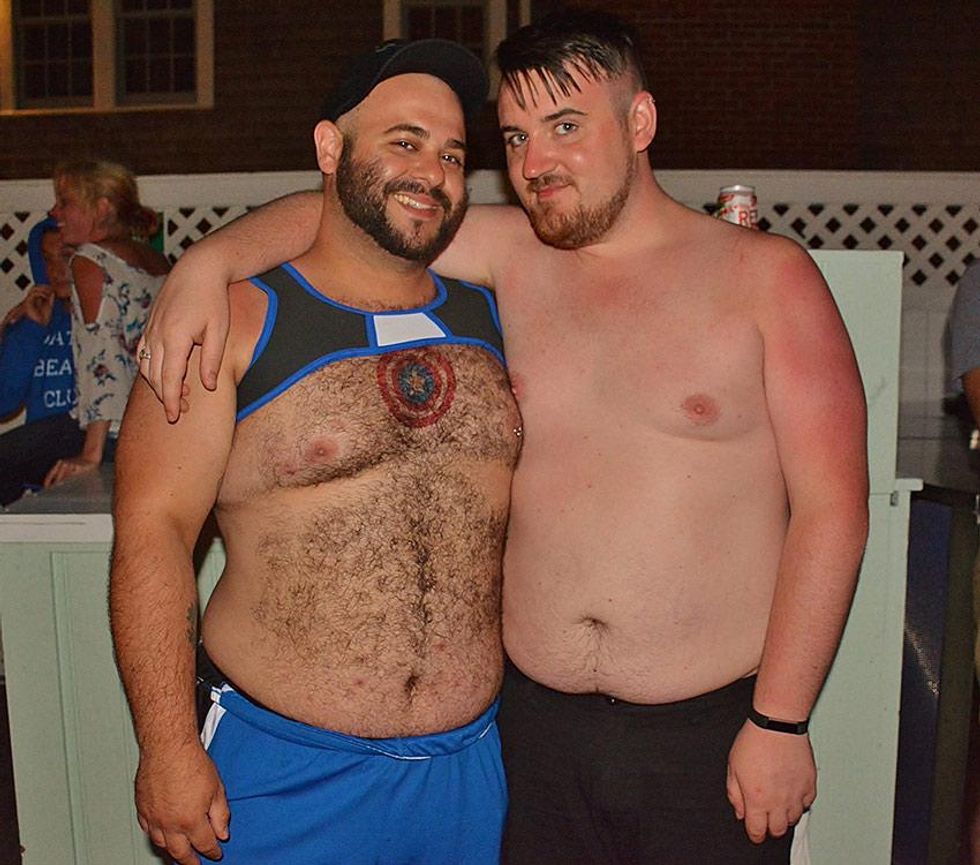 Bears-in-singlets-by-dan-mckeon-21