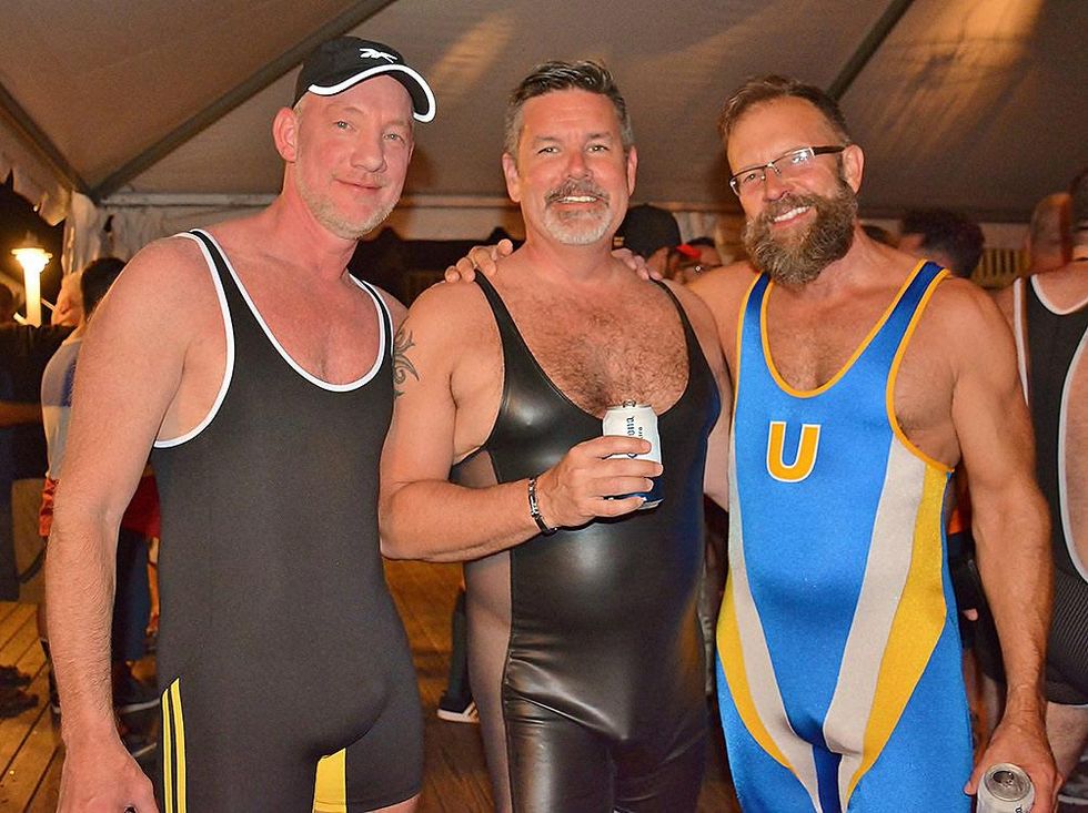 Bears-in-singlets-by-dan-mckeon-24