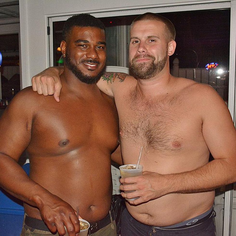 Bears-in-singlets-by-dan-mckeon-32