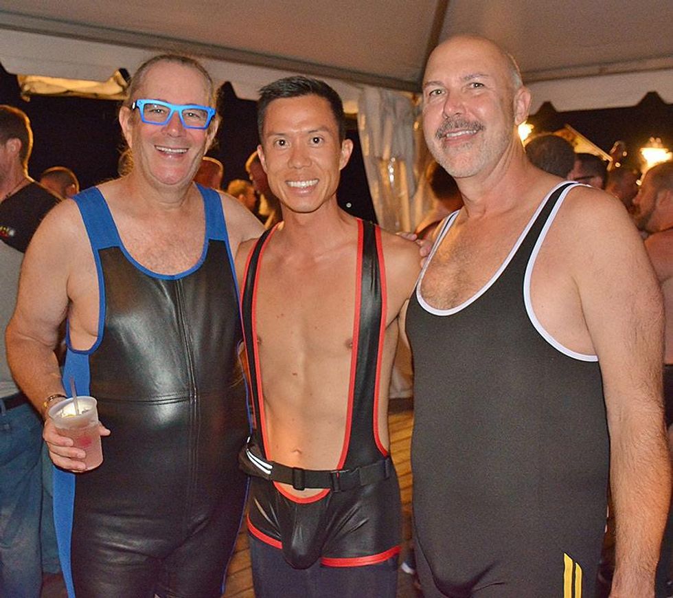 Bears-in-singlets-by-dan-mckeon-45