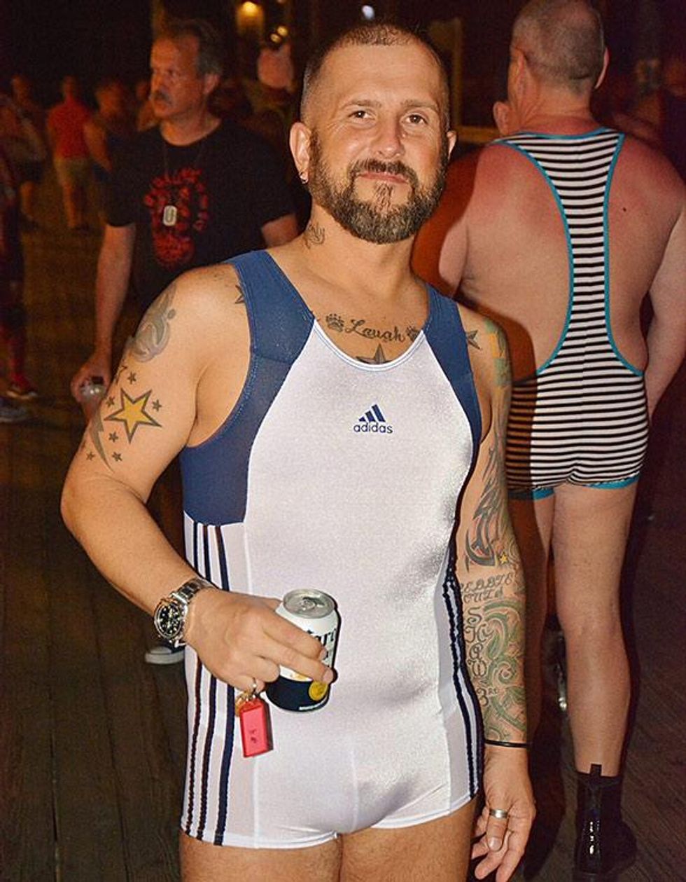 Bears-in-singlets-by-dan-mckeon-48