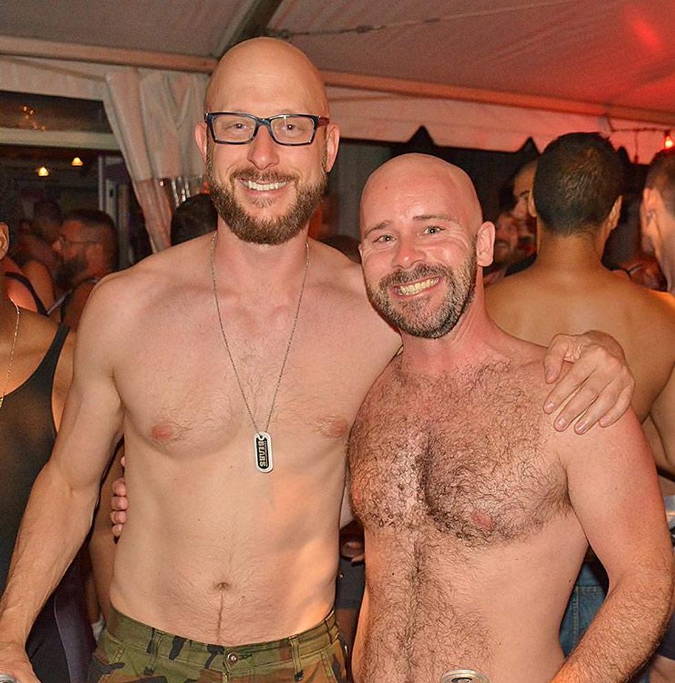 Bears-in-singlets-by-dan-mckeon-63