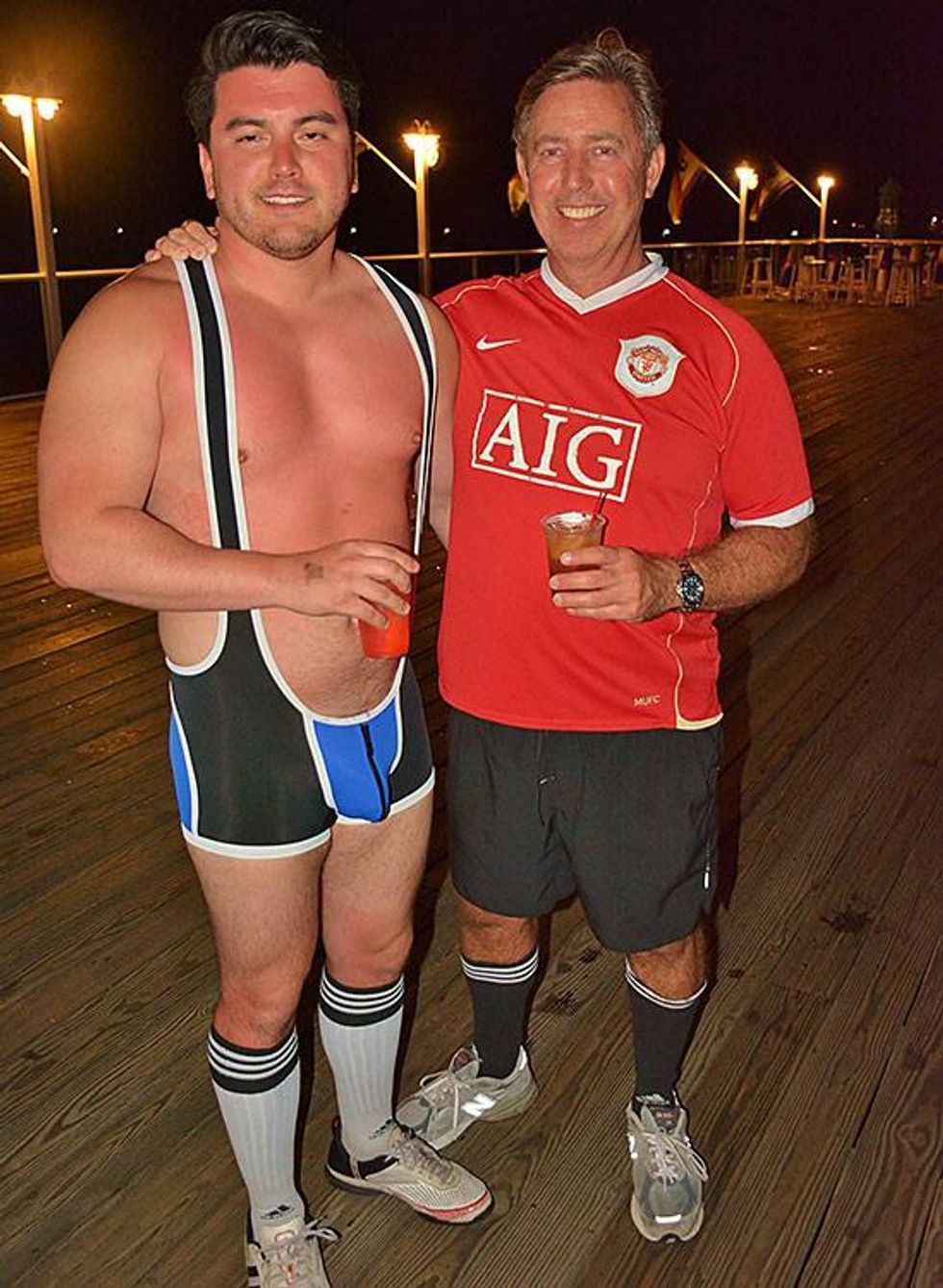 Bears-in-singlets-by-dan-mckeon-75