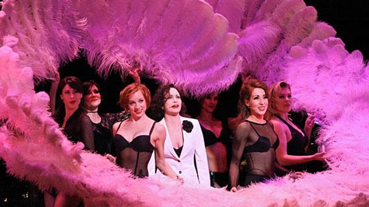 Bebe_neuwirth_2011x560