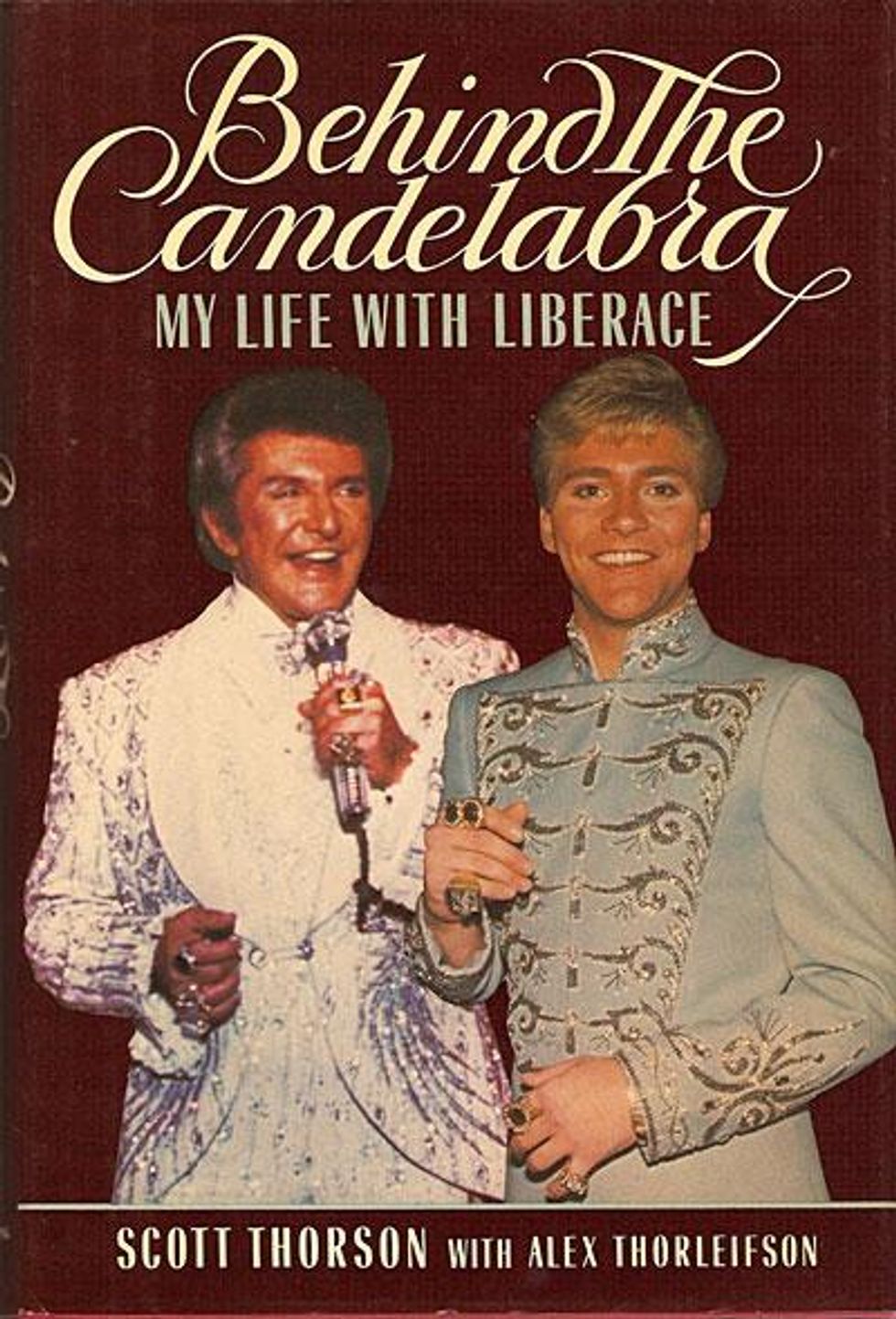Behind-the-candelabra_coverx400_0