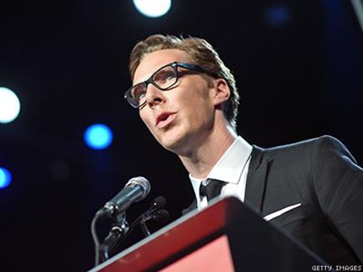 WATCH Benedict Cumberbatch Dedicates Award to Alan Turing