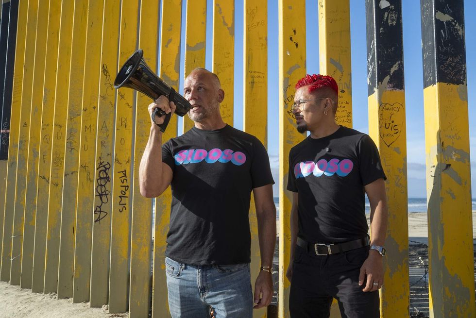Organizers of Besoton Cidoso Internacional held in front of the US-Mexico border