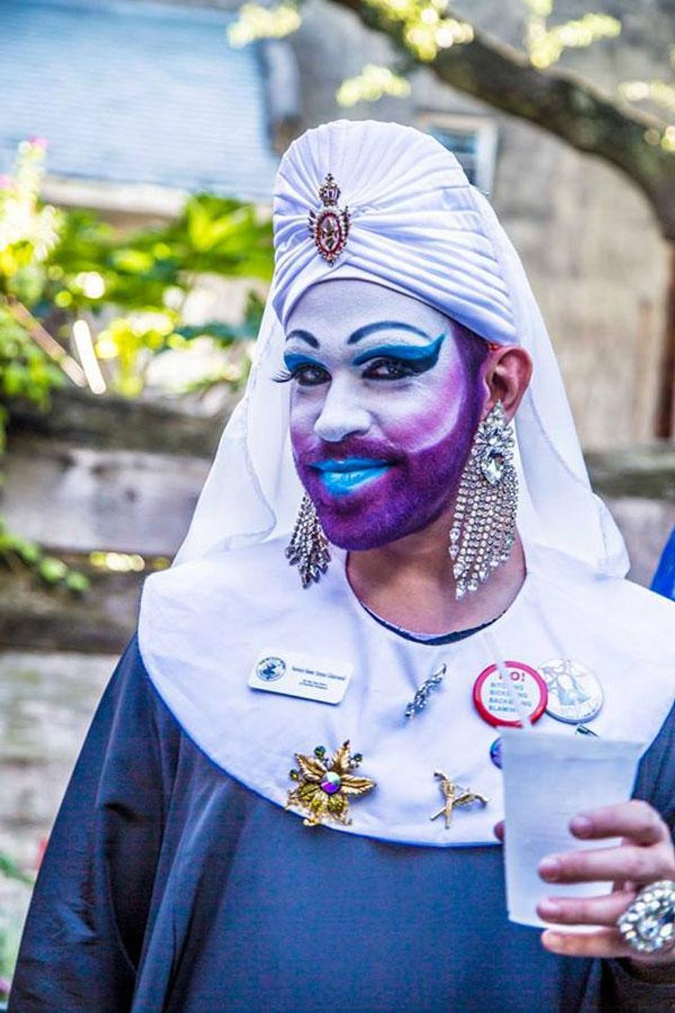 Big-easy-sisters-002