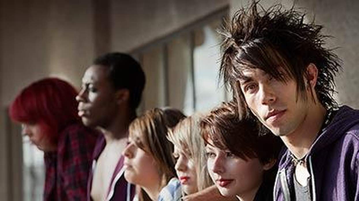 Bisexual_teenagersx400