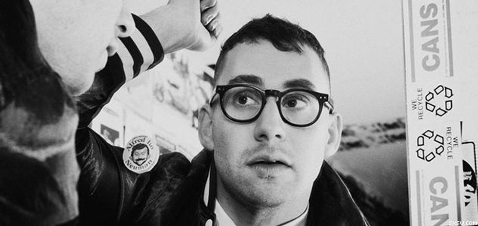 _bleachers-performance-x633_0