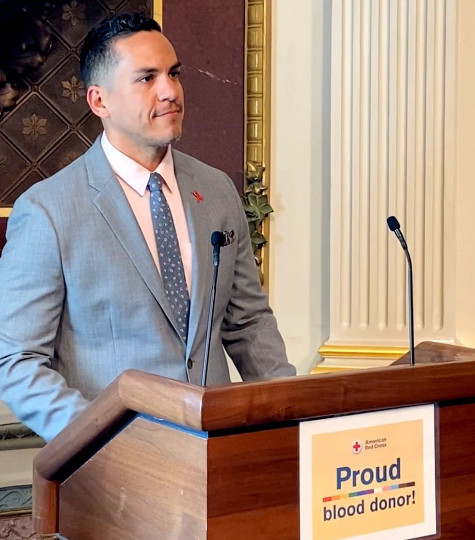 blood drive white house usa Francisco Ruiz