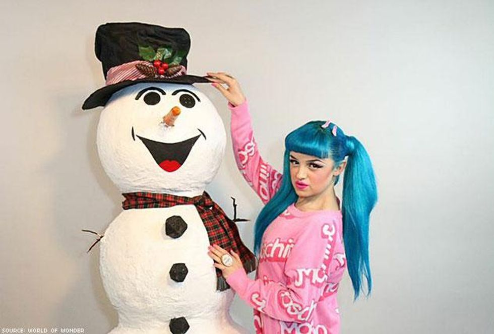 Bluehairedgirlx633_0